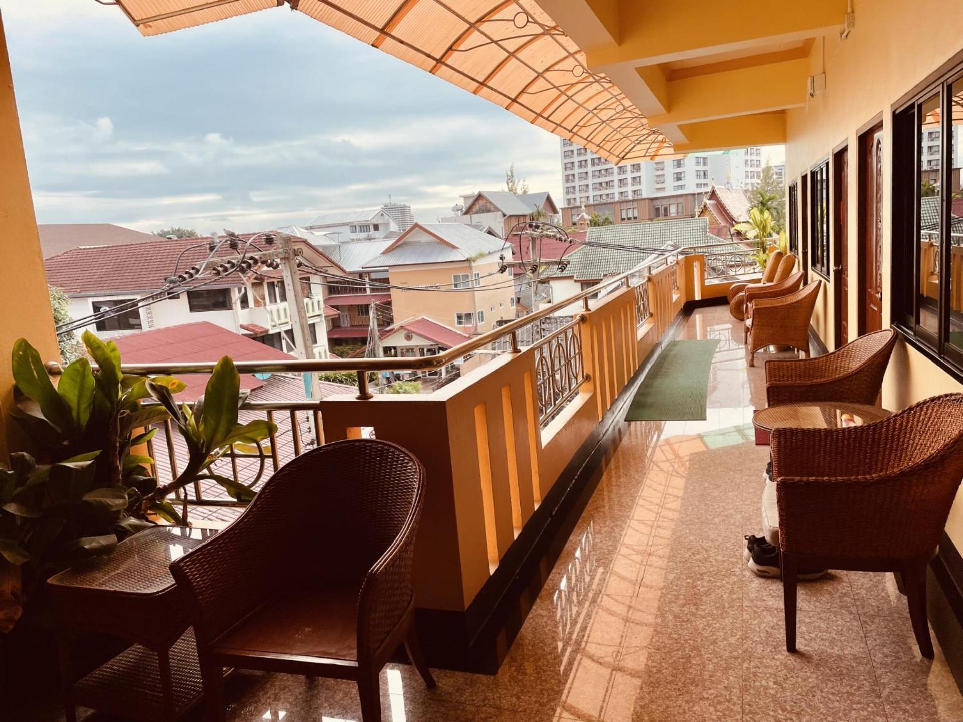 Mini Cost Apartment&Guesthouse Чиангмай Экстерьер фото